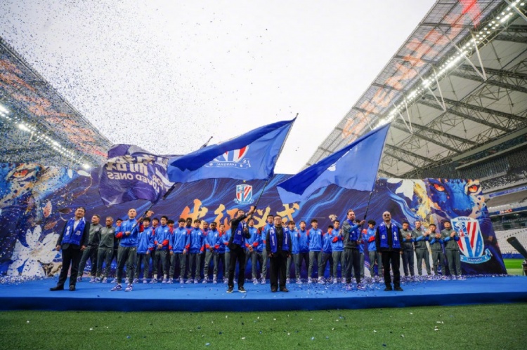必一运动-上海申花足球俱乐部举行2026赛季出征仪式
